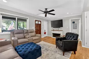 823 Frances Dr, Smyrna, GA 30080 - Photo 7