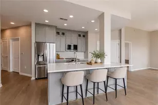 3040 Peachtree Rd NW, Atlanta, GA 30305 - Photo 3