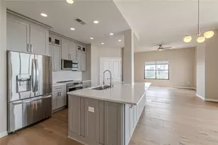 3040 Peachtree Rd NW, Atlanta, GA 30305 - Photo 9