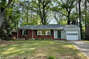 2894 S Clark Dr, East Point, GA 30344 - Photo 25