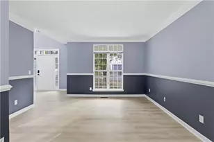 814 Shadow Lakes Dr, Lithonia, GA 30058 - Photo 13