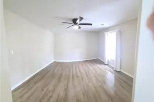 11013 Clearwater Dr, Hampton, GA 30228 - Photo 17