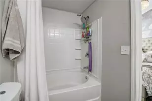 1753 Liberty Pkwy NW, Atlanta, GA 30318 - Photo 19