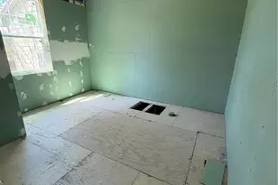 4271 Panthersville Rd, Ellenwood, GA 30294 - Photo 11