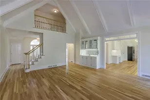 2184 Brooke Farm Ct, Dunwoody, GA 30338 - Photo 7