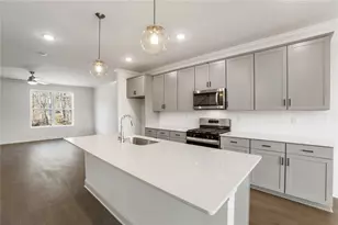 634 Oakleaf Grove Ln, Sugar Hill, GA 30518 - Photo 11