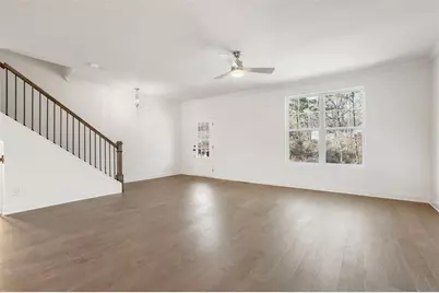 634 Oakleaf Grove Lane, Sugar Hill, GA 30518 - Photo 5