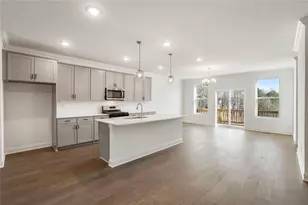 634 Oakleaf Grove Ln, Sugar Hill, GA 30518 - Photo 9