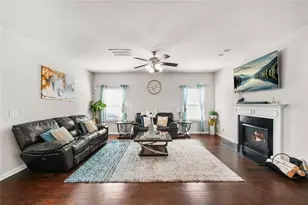 7823 Shertall St, Fairburn, GA 30213 - Photo 7