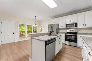 1722 Indian Ridge Dr, Woodstock, GA 30189 - Photo 5