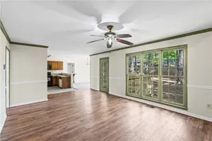 3620 Erdly Ln, Snellville, GA 30039 - Photo 9