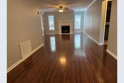 17 Saint Claire Lane NE, Atlanta, GA 30324 - Photo 5