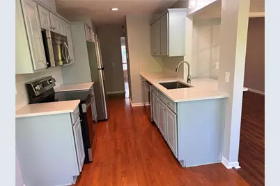 17 Saint Claire Lane NE, Atlanta, GA 30324 - Photo 11