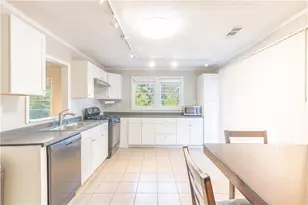 2290 Pinetree Ln NE, Conyers, GA 30012 - Photo 9