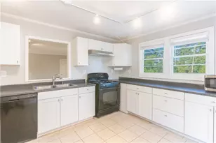 2290 Pinetree Ln NE, Conyers, GA 30012 - Photo 11