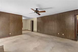 302 Pine Lake Dr, Cumming, GA 30040 - Photo 19