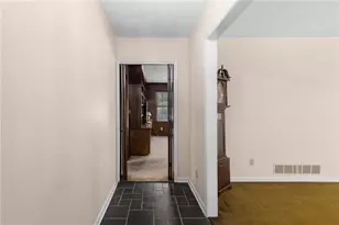 302 Pine Lake Dr, Cumming, GA 30040 - Photo 21