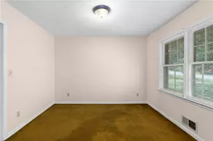 302 Pine Lake Dr, Cumming, GA 30040 - Photo 27