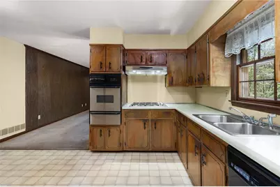 302 Pine Lake Drive, Cumming, GA 30040 - Photo 7