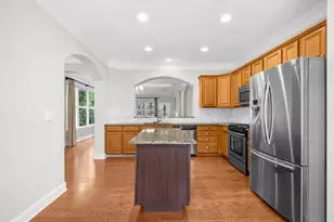 4550 Concord Village Ln, Cumming, GA 30040 - Photo 11