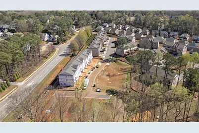 2739 Hallwood Lane, Suwanee, GA 30024 - Photo 3