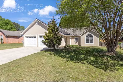 125 York Lane, Fayetteville, GA 30214 - Photo 1