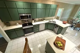 7155 Roswell Rd, Sandy Springs, GA 30328 - Photo 7