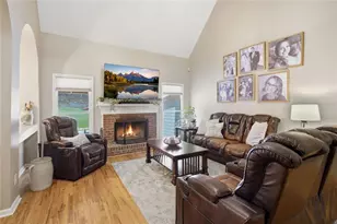 5817 Bayside Ct, Buford, GA 30518 - Photo 15