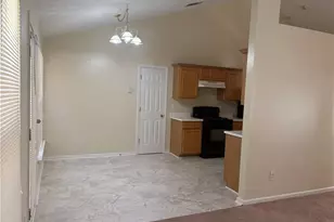 5975 Hillvale Trail, Lithonia, GA 30058 - Photo 3