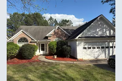 5975 Hillvale Trail, Lithonia, GA 30058 - Photo 1