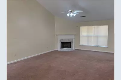 5975 Hillvale Trail, Lithonia, GA 30058 - Photo 9