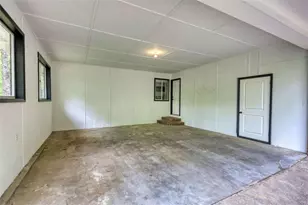 555 Joy St, Jackson, GA 30233 - Photo 47