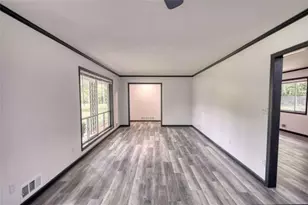 555 Joy St, Jackson, GA 30233 - Photo 11