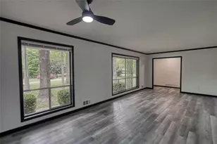 555 Joy St, Jackson, GA 30233 - Photo 9