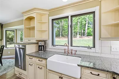 826 Marbrook Drive, Lawrenceville, GA 30044 - Photo 15