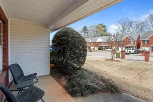 114 Abby Ln, Carrollton, GA 30117 - Photo 5