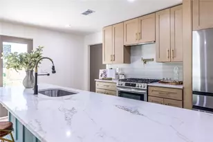 2752 Marco Dr NW, Atlanta, GA 30318 - Photo 13