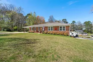 522 Hickory St, Bremen, GA 30110 - Photo 1