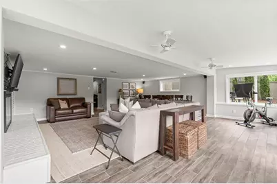 924 Pine Circle, Woodstock, GA 30189 - Photo 17