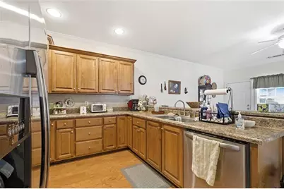 606 Blackwood SE, Calhoun, GA 30701 - Photo 11