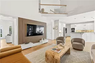 9170 Nesbit Lakes Dr, Alpharetta, GA 30022 - Photo 13