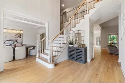 9170 Nesbit Lakes Drive, Alpharetta, GA 30022 - Photo 7