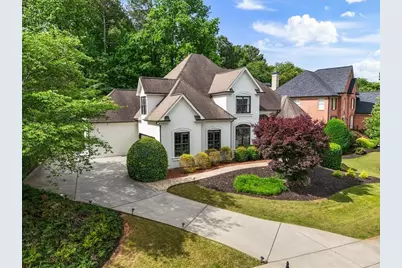 9170 Nesbit Lakes Drive, Alpharetta, GA 30022 - Photo 3