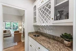 9170 Nesbit Lakes Dr, Alpharetta, GA 30022 - Photo 15