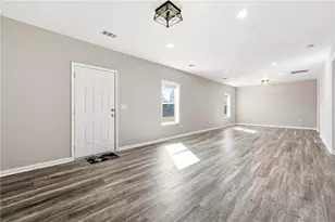 156 Round Pond Dr, Lilburn, GA 30047 - Photo 39