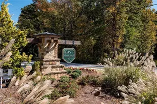 156 Round Pond Dr, Lilburn, GA 30047 - Photo 53