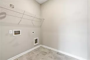 156 Round Pond Dr, Lilburn, GA 30047 - Photo 33