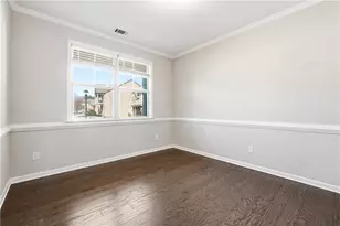 156 Round Pond Dr, Lilburn, GA 30047 - Photo 13