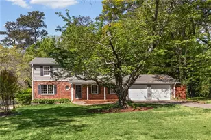 125 Jade Cove Dr, Roswell, GA 30075 - Photo 3