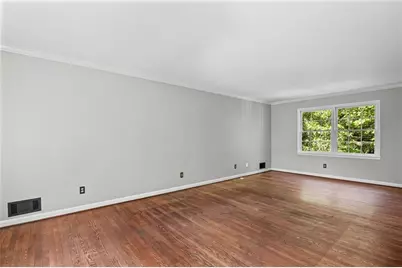 125 Jade Cove Drive, Roswell, GA 30075 - Photo 5